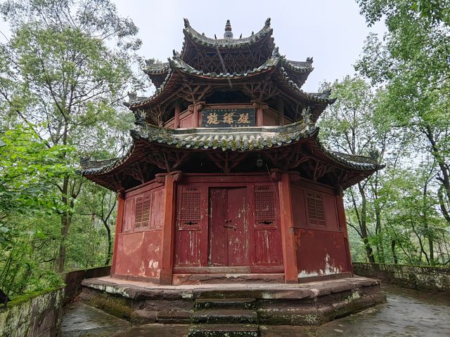 旋螺殿主题示意，非实景核验图片